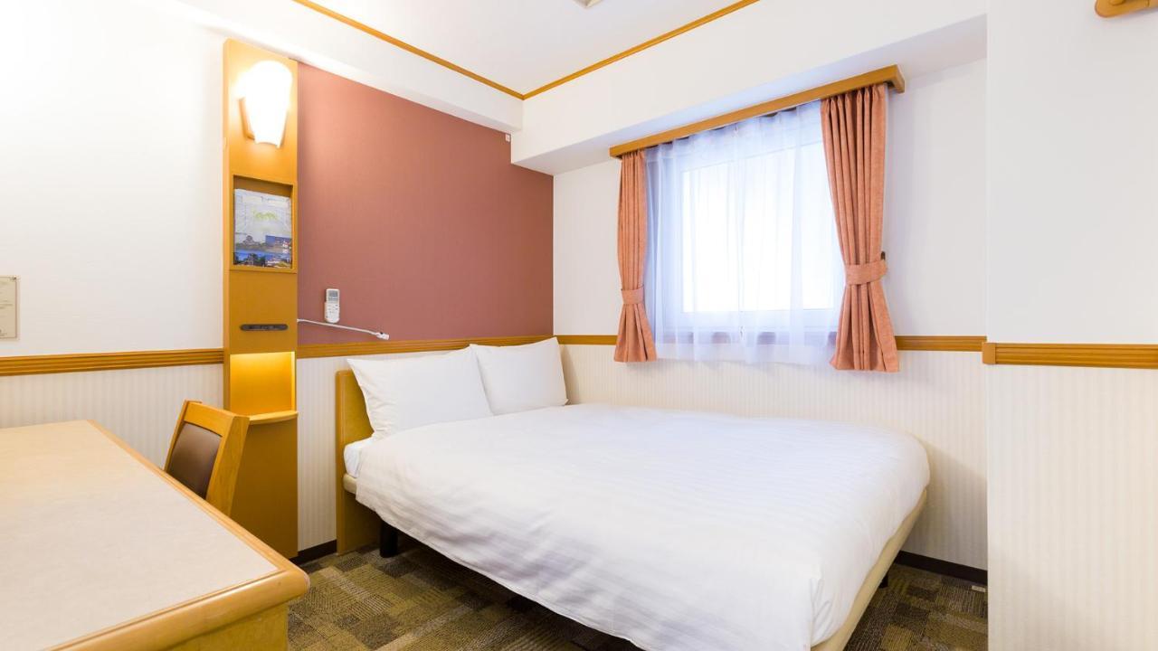 Toyoko Inn Osaka Umeda Nakatsu No.1 Exteriör bild